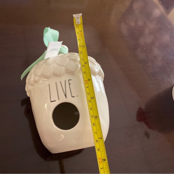 Rae Dunn "LIVE” Acorn Crown Birdhouse - Picture 7 of 8
